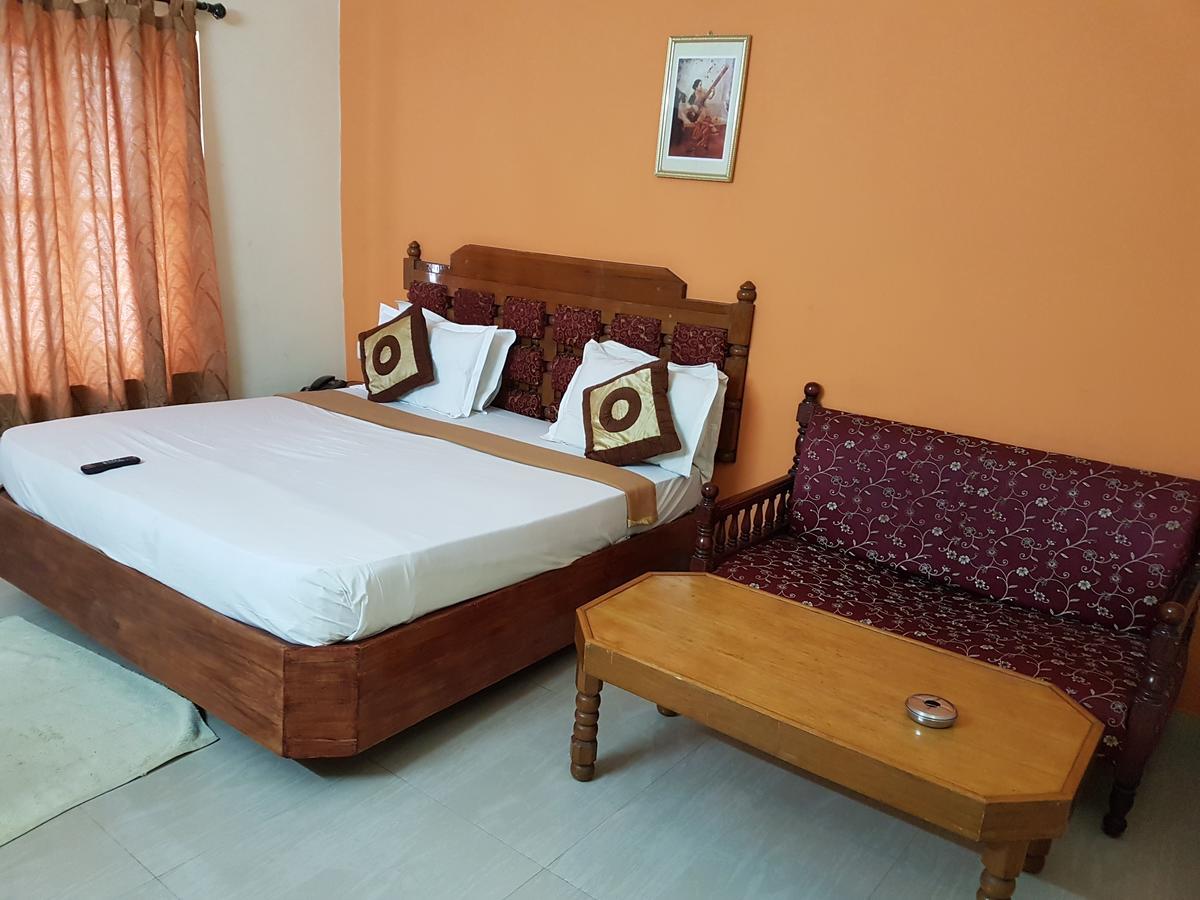 Hotel The Samrat Thiruvananthapuram Esterno foto