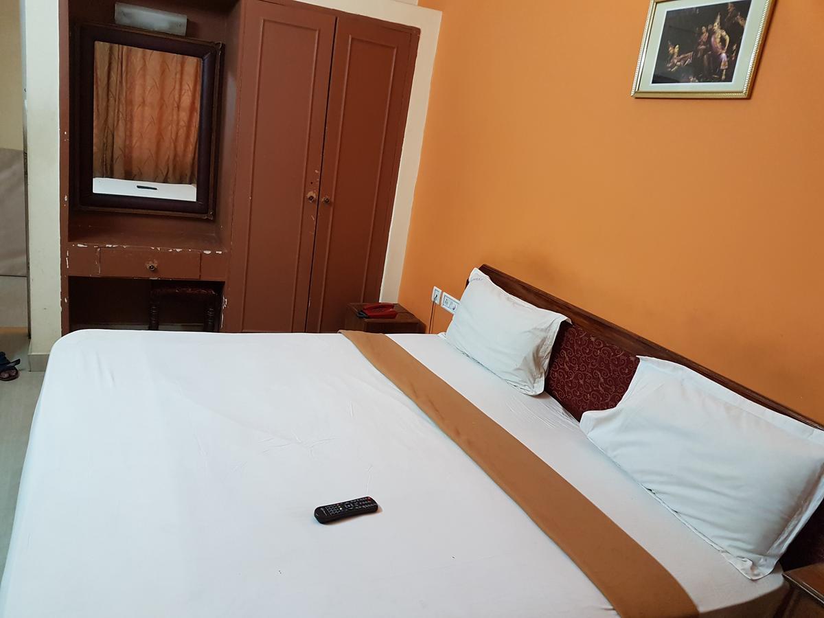 Hotel The Samrat Thiruvananthapuram Esterno foto